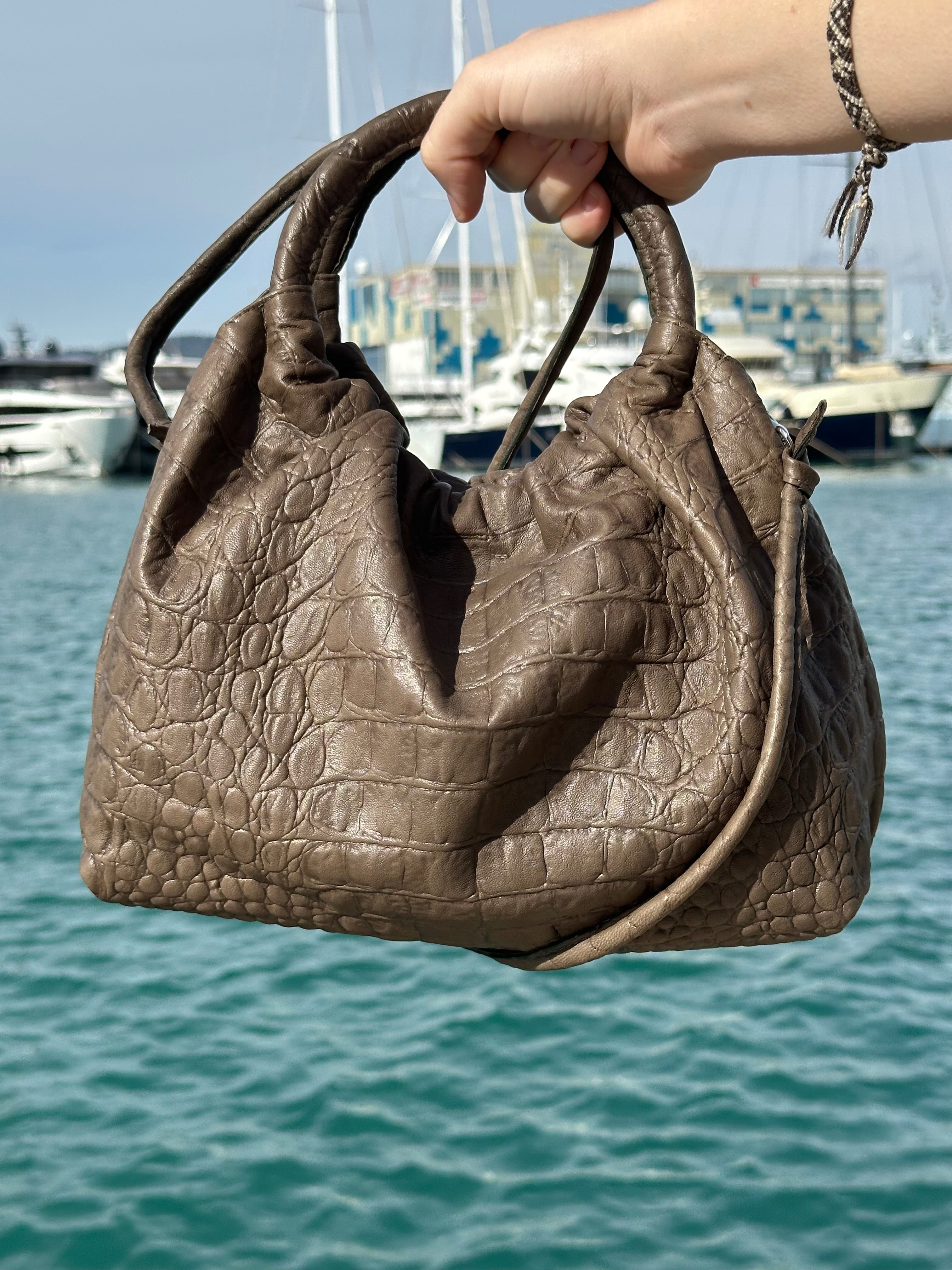 Bolso Fruncido Mediano Piel Coco Verde Caqui