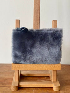 Monedero de Piel de Cordero Gris