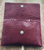 Cargar imagen en el visor de la galería, Cartera Cuadrada Potro Burdeos
