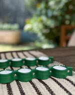 Cargar imagen en el visor de la galería, Portavelas Piel Verde con 5 velas

