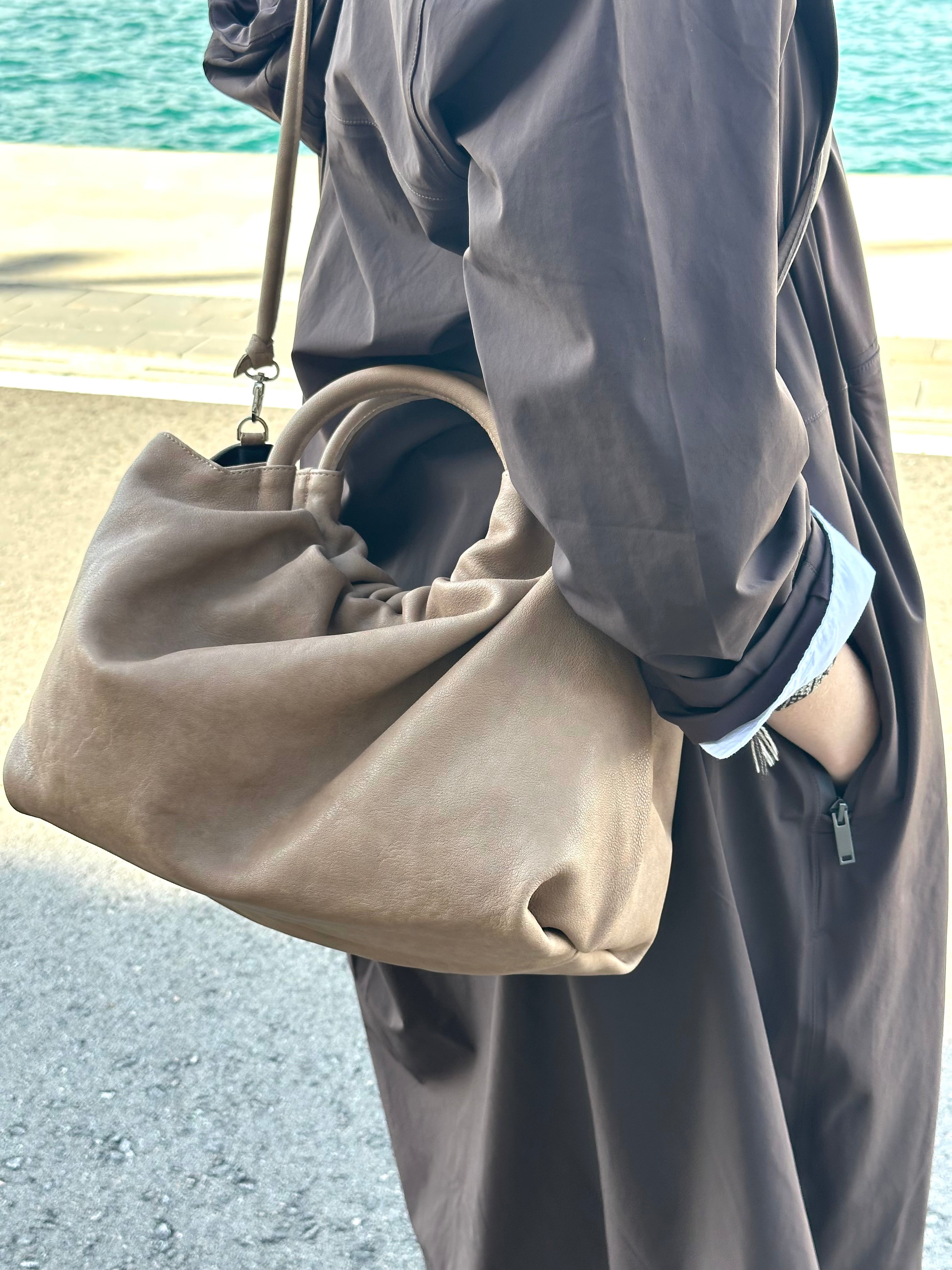 Bolso Fruncido Grande Piel Arena