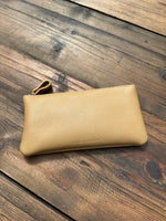 Cargar imagen en el visor de la galería, Estuche Cremallera Piel Beige
