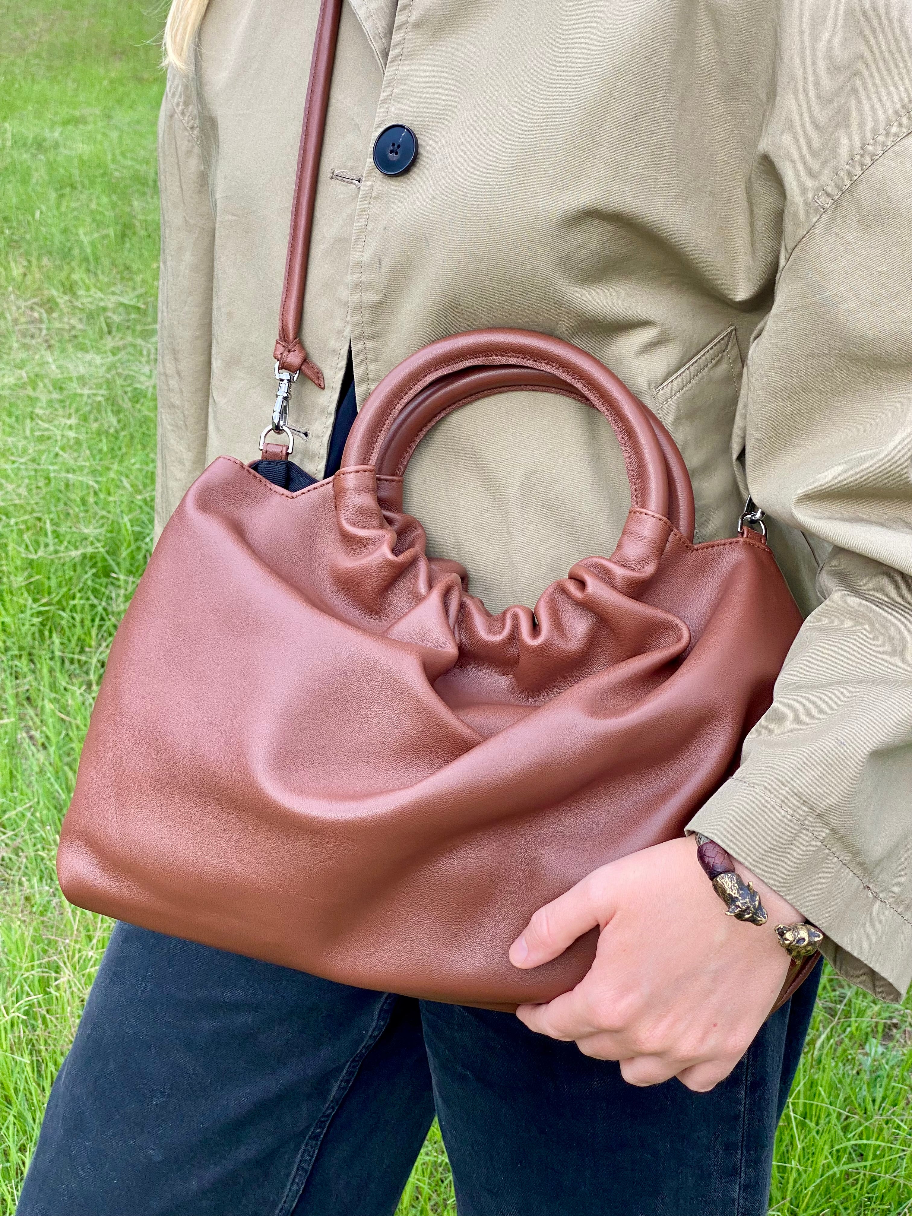 Bolso Fruncido Grande Piel Marrón