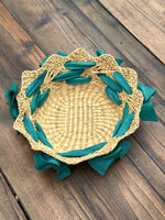Cargar imagen en el visor de la galería, Cesta de Mimbre y Piel Verde
