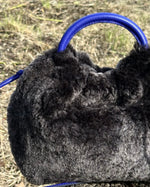 Cargar imagen en el visor de la galería, Bolso Fruncido Grande Piel de Cordero Gris
