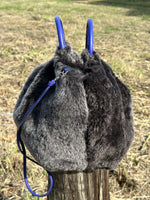 Cargar imagen en el visor de la galería, Bolso Fruncido Grande Piel de Cordero Gris
