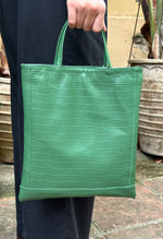 Cargar imagen en el visor de la galería, Bolso Bolonia Piel Verde
